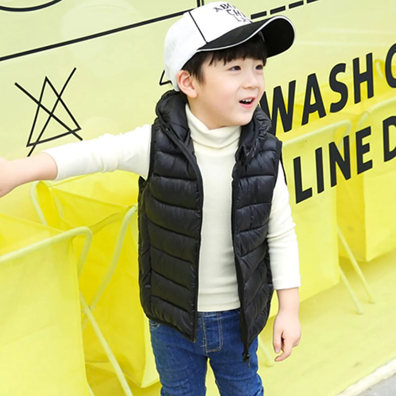 Boys Girls Puffer Vest Sleeveless Quilted Vest Zipper Hooded Down Puffy Jacket Winter Kids Warm Gilet Waistcoat