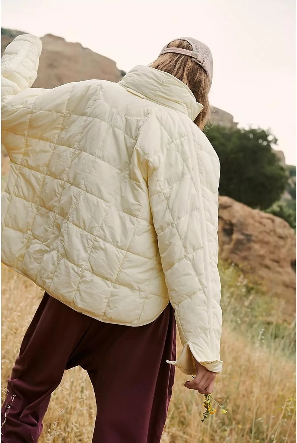 Esmeling Womens Baggy Lightweight Puffer Jackets Quilted Full Zip Packable Short Down Coat with Pockets