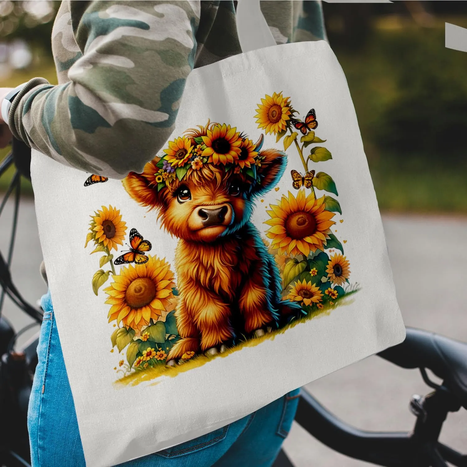 Highland Cow Canvas Tote Bag, Western Coquette Christmas Gifts for Women Cow Lovers