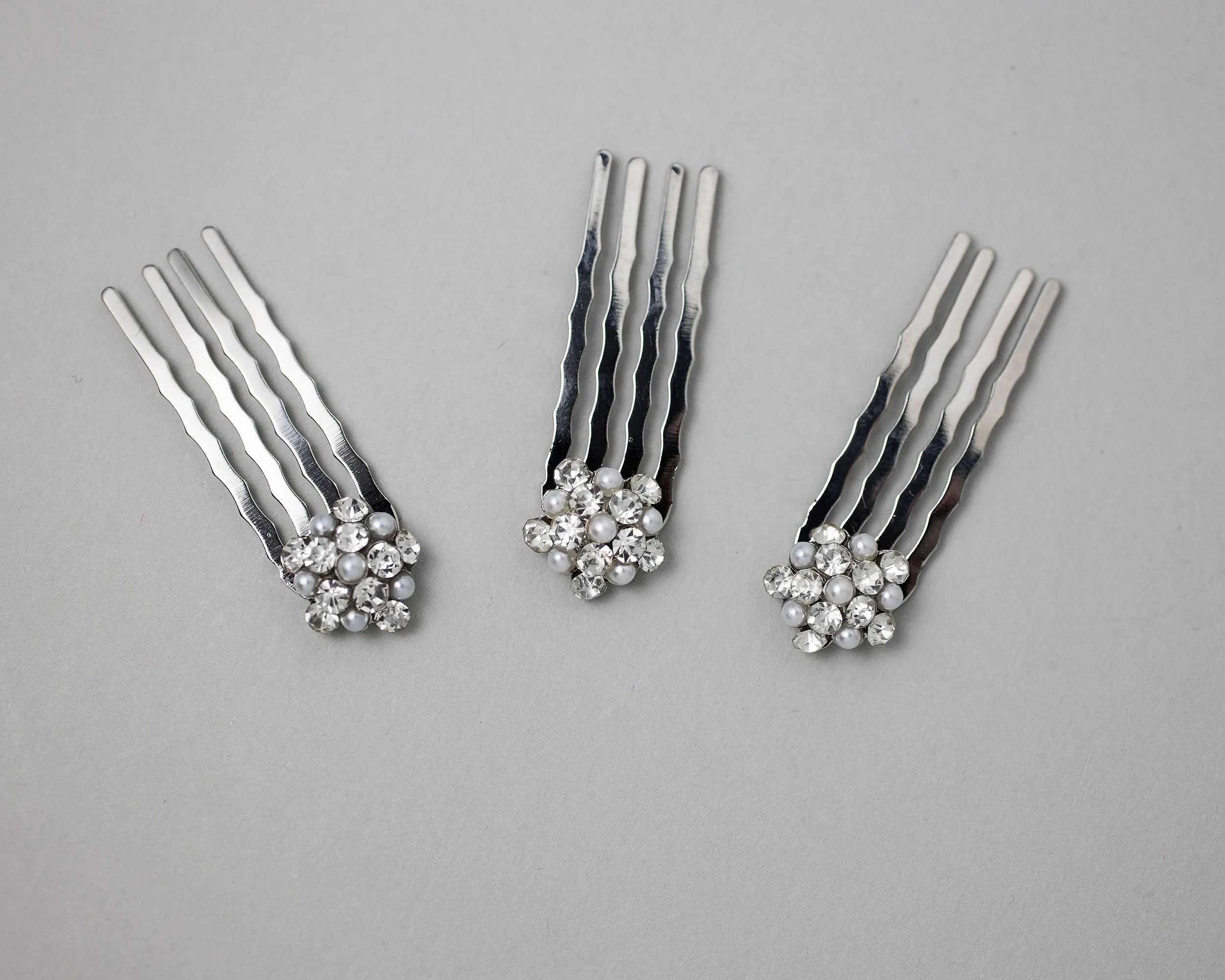 Mini Crystal and Pearl Comb Set