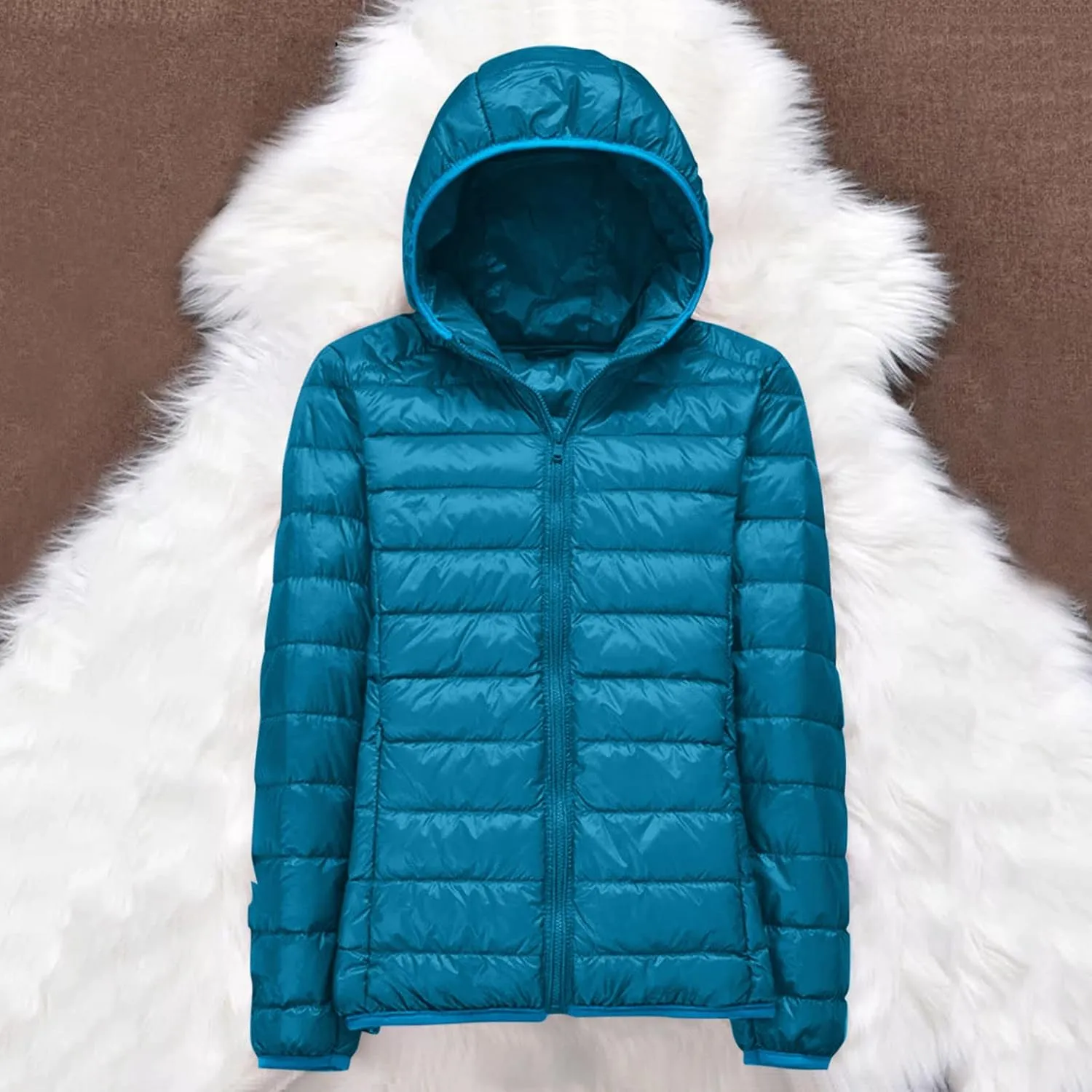 Packable Down Jacket Womens Lightweight Winter Duck Down Jackets Slim Fit Bubble Coat Zipper Warm Puffer Jacket with Hood