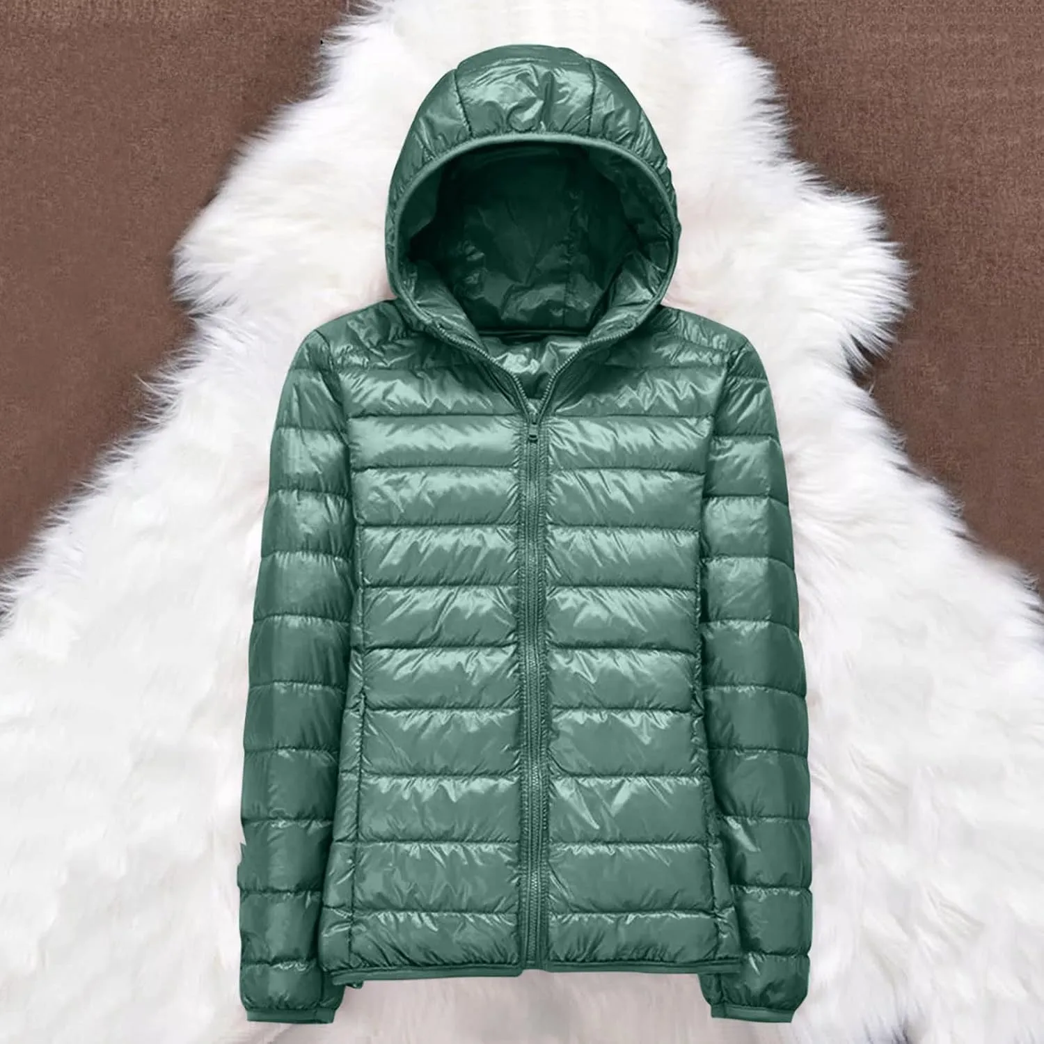 Packable Down Jacket Womens Lightweight Winter Duck Down Jackets Slim Fit Bubble Coat Zipper Warm Puffer Jacket with Hood