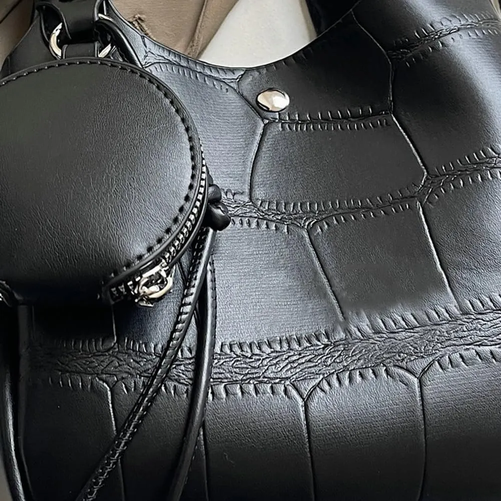 Solid PU Leather Bucket Bag Fashion Commuter Travel Shoulder Bag for Women with Practical Small Zipper Pocket 2025