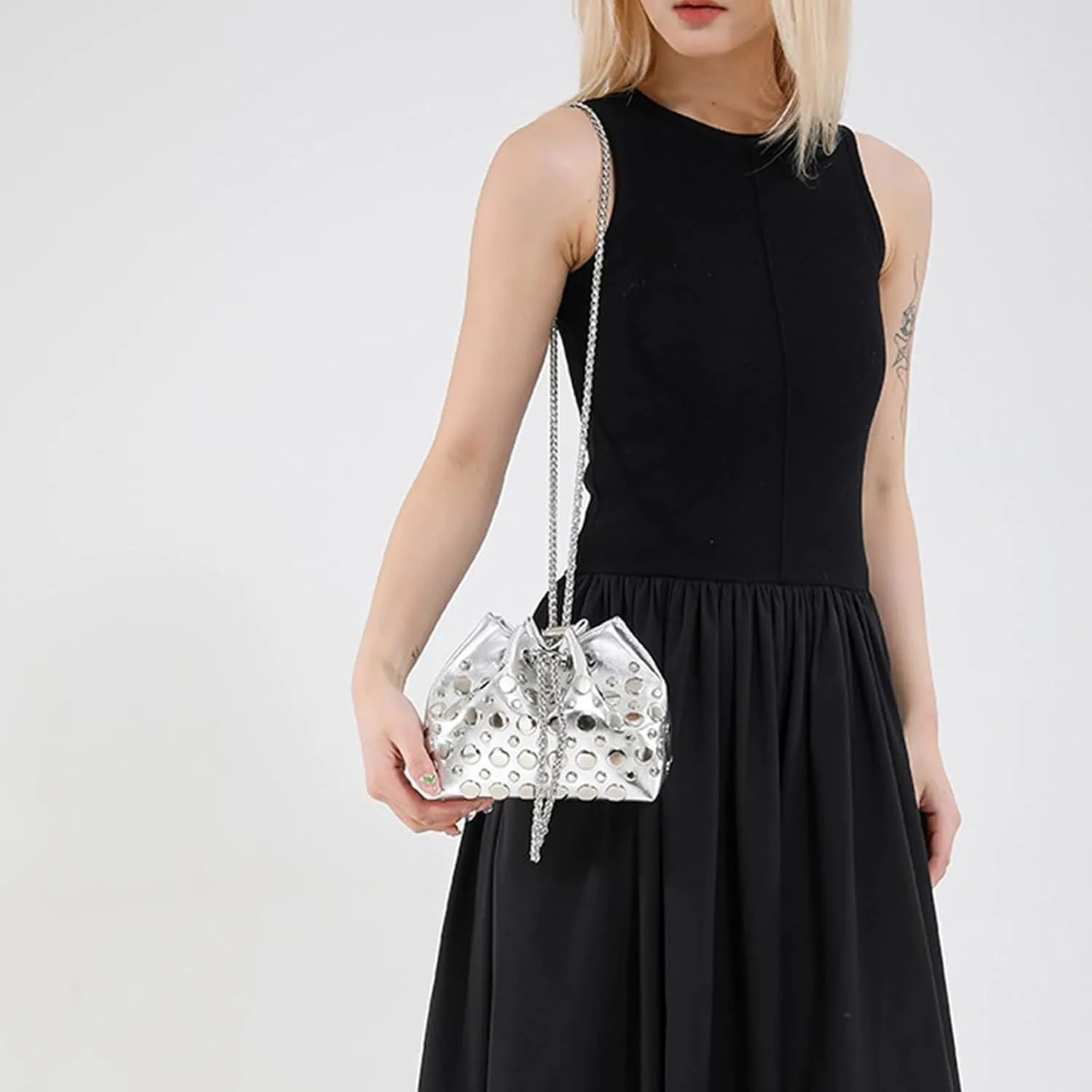 Trendy Small Bucket Crossbody Bag With Studs Design Practical PU Leather Chain Strap For Women 2025 Satchel Purse