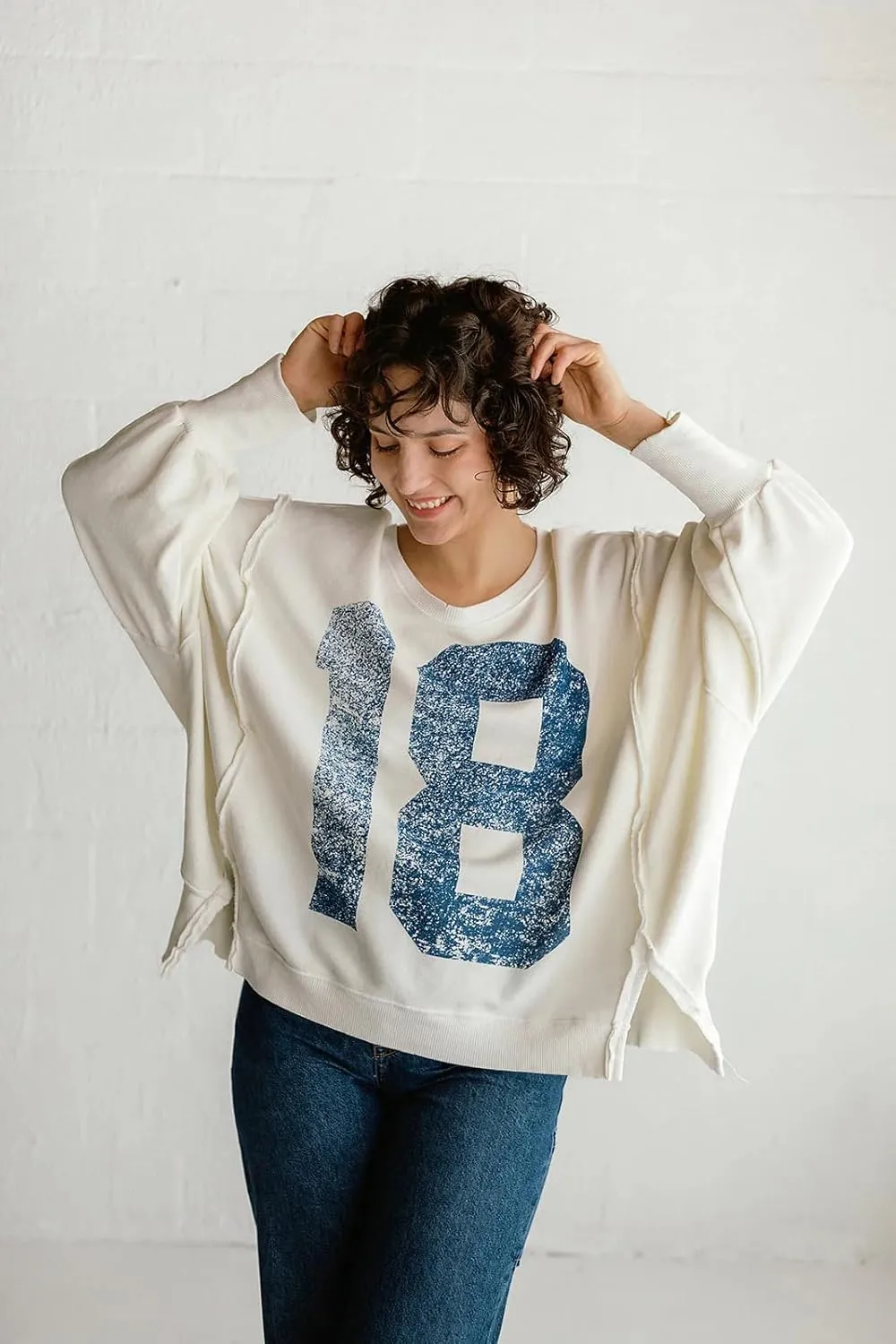 utcoco Oversized Sweatshirt for Women Letter Graphic Crew Neck Long Sleeve Shirts Fashion Hoodies Tops