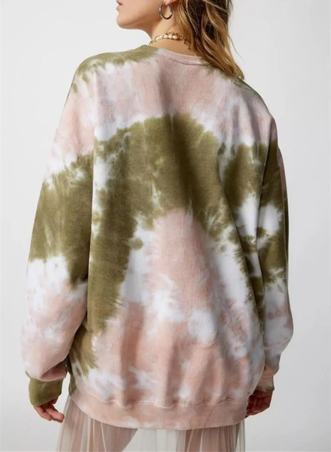 Winioder Women Y2K Heart Tie Dye Oversized Sweatshirt Long Sleeve Crewneck Color Block Pullover Tops Casual Loose Sweatshirts